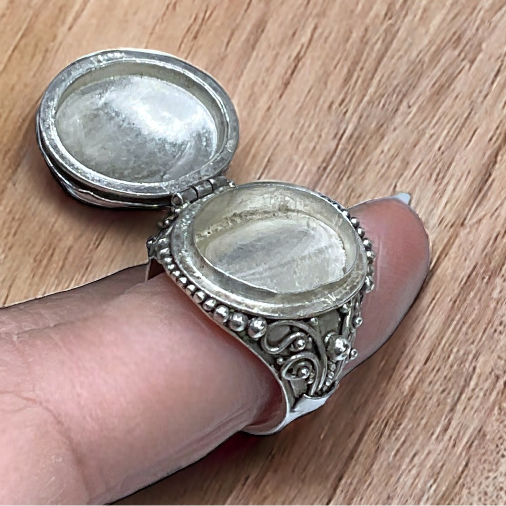 🌺Vintage Sterling Amber Poison Ring - Picture 15 of 15